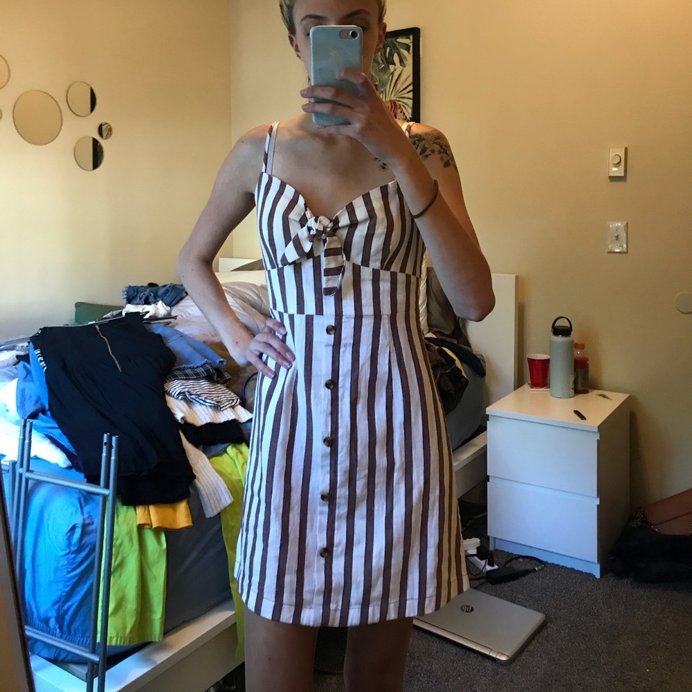 Button down dress with bow